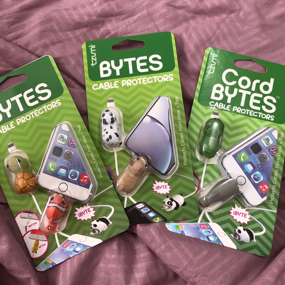 CableProtectors set‼️BOGO‼️